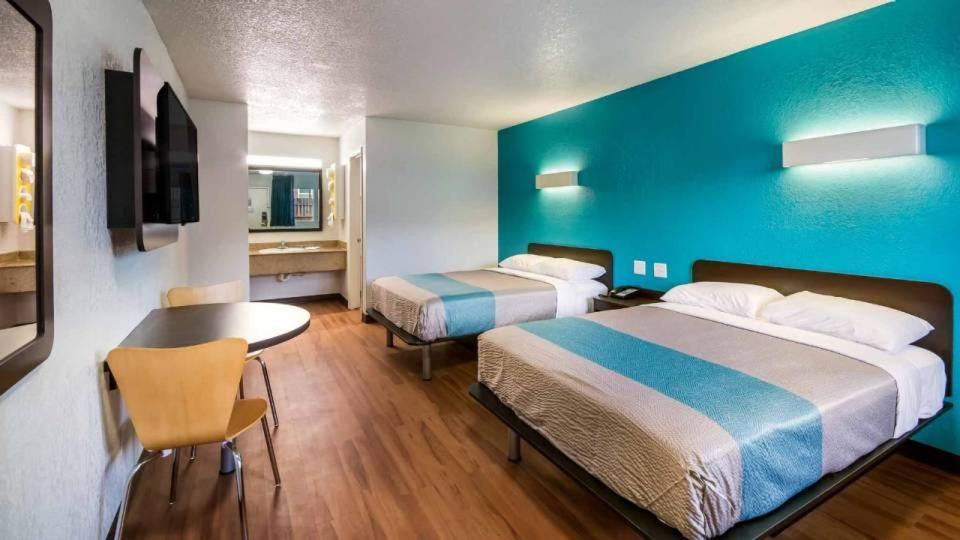 Motel 6 Houston, Tx Fm 1960 Bammel Экстерьер фото