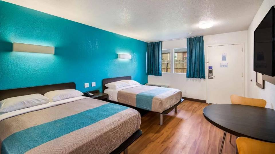 Motel 6 Houston, Tx Fm 1960 Bammel Экстерьер фото